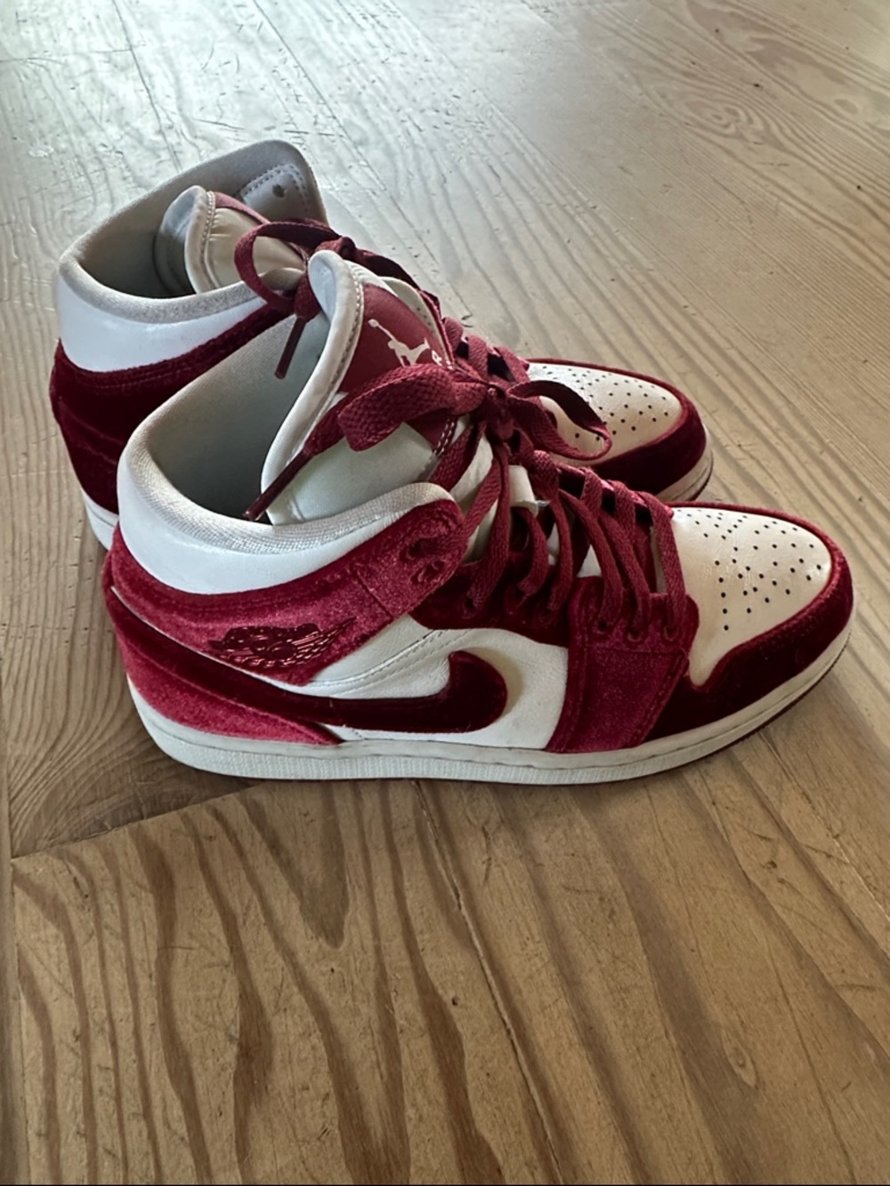 Nike Air Jordan 1 Mid Velvet in Burgundy and White